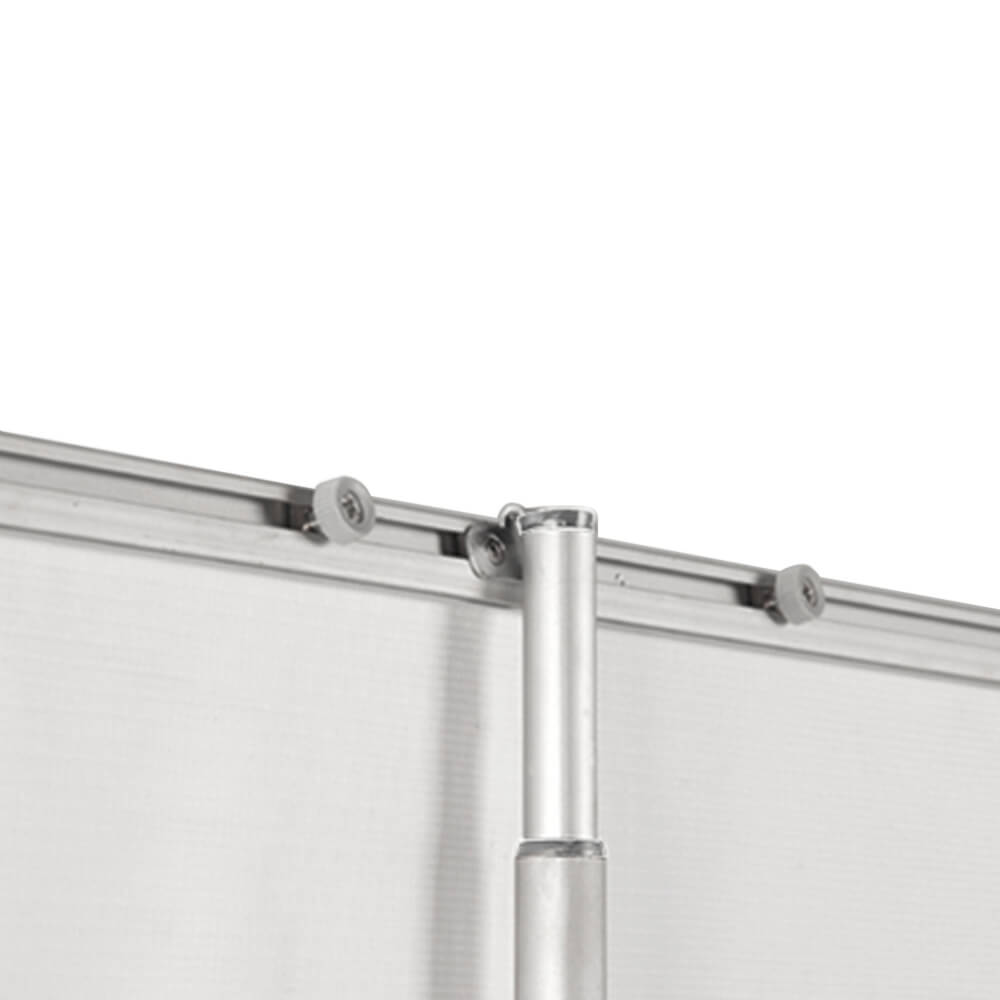 Piccadilly Rail Clip